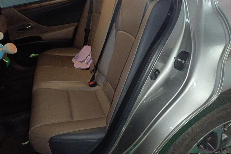 Used Lexus ES 2024 200 Premium Edition Left Rear Seat