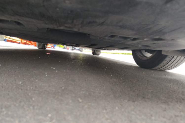 Used Lexus ES 2024 200 Premium Edition Chassis Front