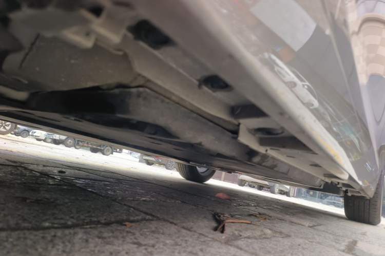 Used Lexus ES 2024 200 Premium Edition Chassis Front Left