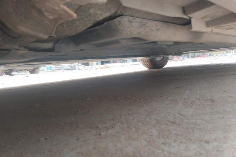 Used Lexus ES 2024 200 Premium Edition Chassis Front Left