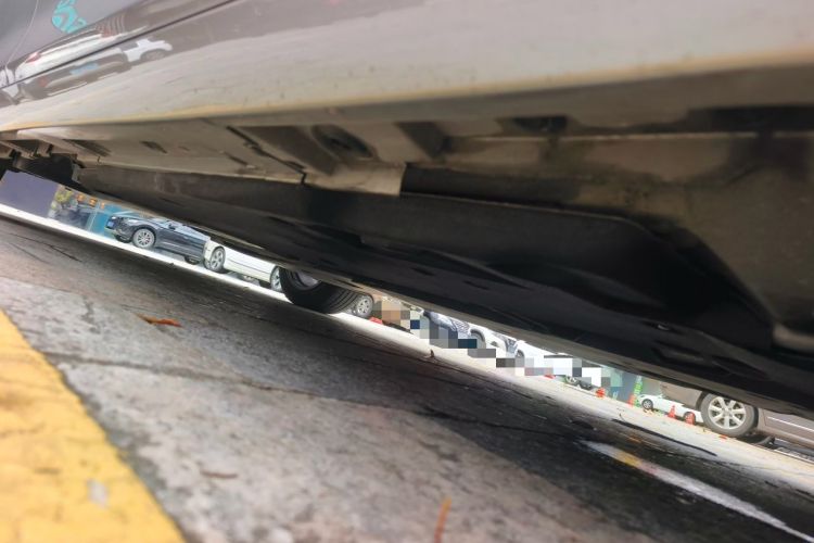 Used Lexus ES 2024 200 Premium Edition Chassis Front Right