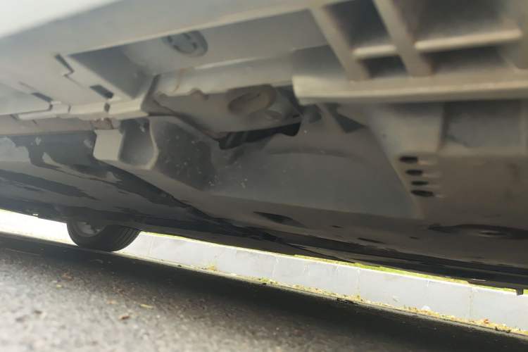 Used Lexus ES 2024 200 Premium Edition Chassis Rear Left