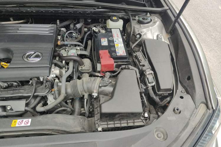 Used Lexus ES 2024 200 Premium Edition Engine Bay Left