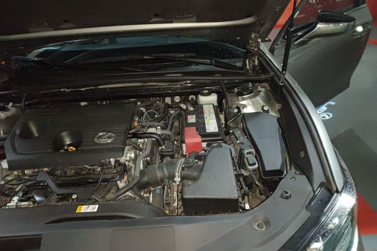 Used Lexus ES 2024 200 Premium Edition Engine Bay Left