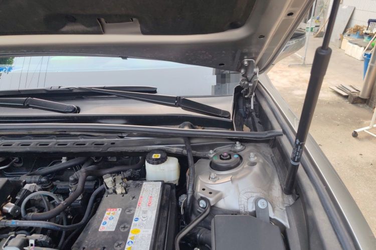 Used Lexus ES 2024 200 Premium Edition Engine Bay Left