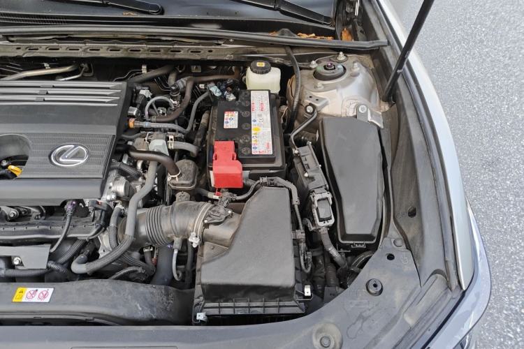 Used Lexus ES 2024 200 Premium Edition Engine Bay Left