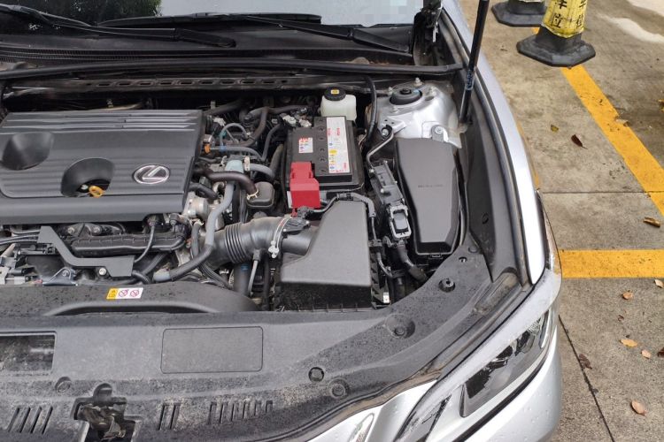 Used Lexus ES 2024 200 Premium Edition Engine Bay Left