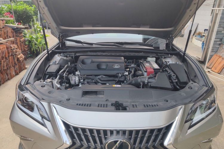 Used Lexus ES 2024 200 Premium Edition Engine Bay