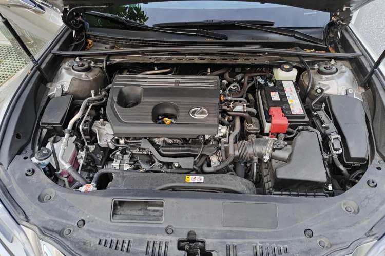Used Lexus ES 2024 200 Premium Edition Engine Bay