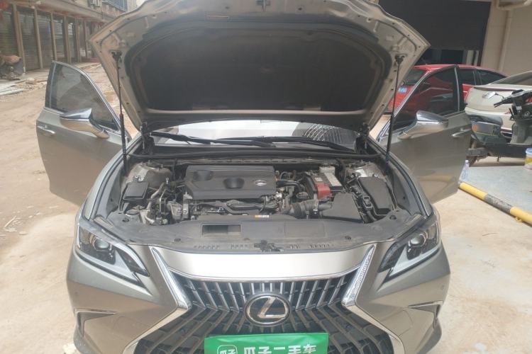 Used Lexus ES 2024 200 Premium Edition Engine Bay