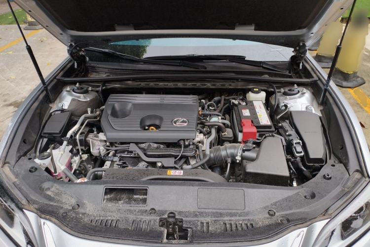 Used Lexus ES 2024 200 Premium Edition Engine Bay