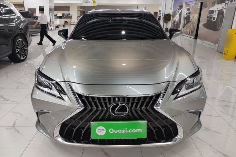 Used Lexus ES 2024 200 Premium Edition Front