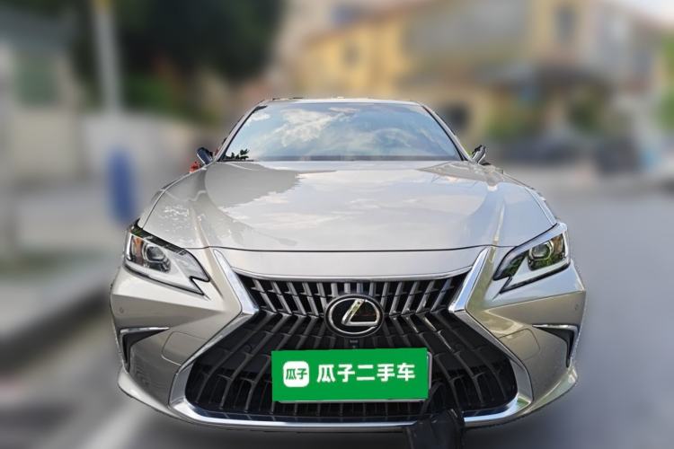 Used Lexus ES 2024 200 Premium Edition Front