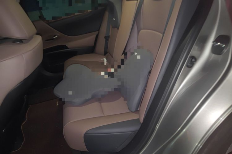 Used Lexus ES 2024 200 Premium Edition Left Rear Seat