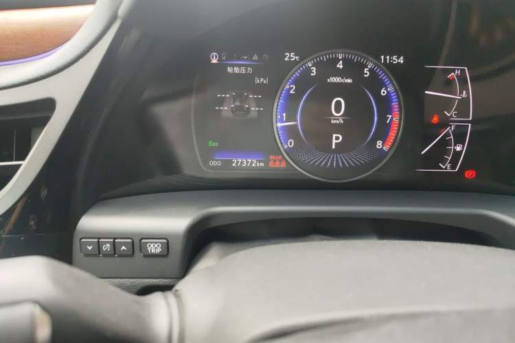 Used Lexus ES 2024 200 Premium Edition Odometer Close Up