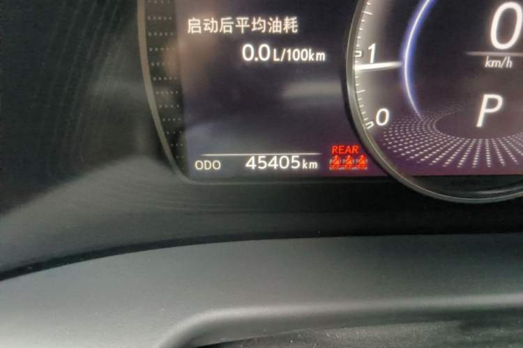 Used Lexus ES 2024 200 Premium Edition Odometer Close Up