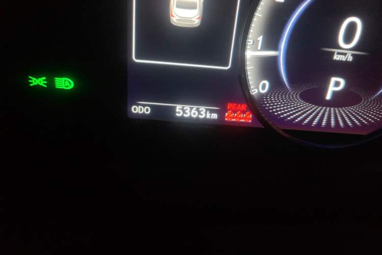 Used Lexus ES 2024 200 Premium Edition Odometer Close Up