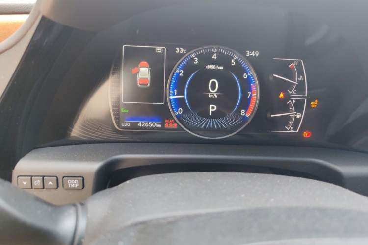 Used Lexus ES 2024 200 Premium Edition Odometer Close Up