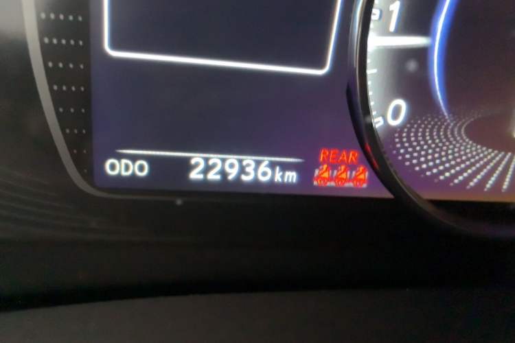 Used Lexus ES 2024 200 Premium Edition Odometer Close Up