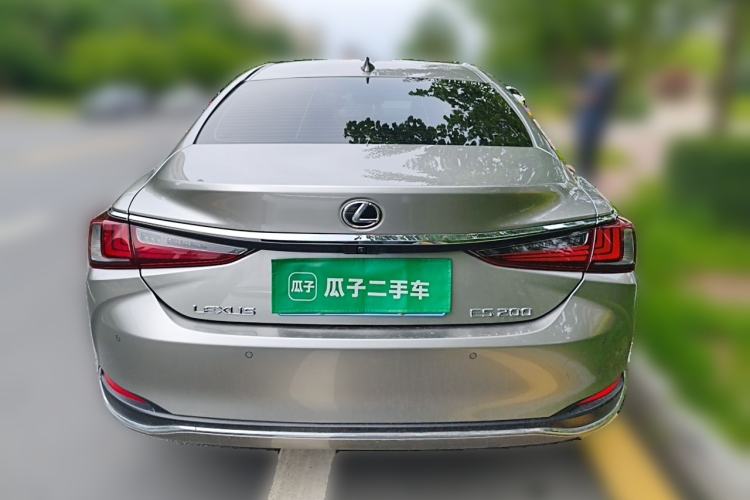 Used Lexus ES 2024 200 Premium Edition Rear