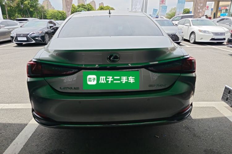 Used Lexus ES 2024 200 Premium Edition Rear