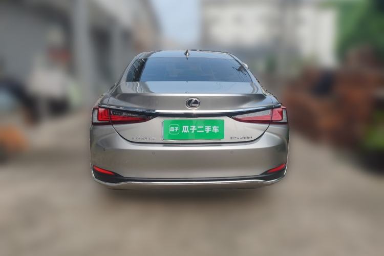 Used Lexus ES 2024 200 Premium Edition Rear