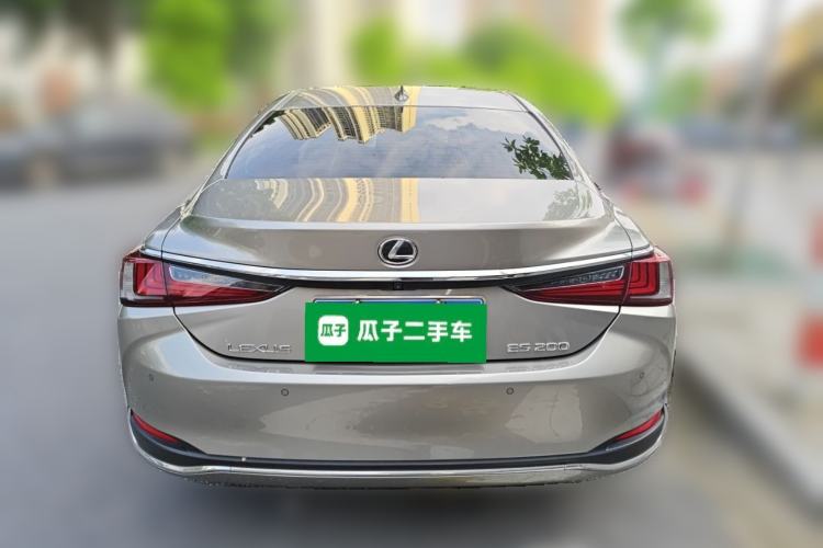 Used Lexus ES 2024 200 Premium Edition Rear