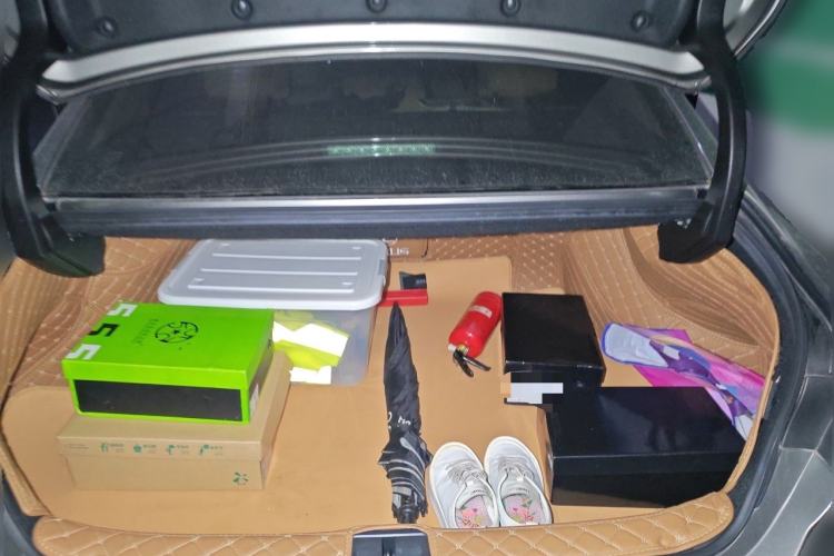 Used Lexus ES 2024 200 Premium Edition Trunk