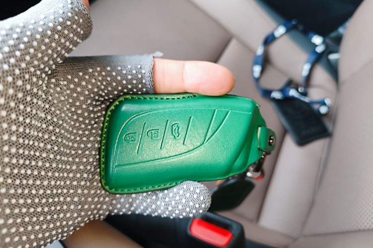Used Lexus ES 2024 200 Premium Edition Vehicle Key