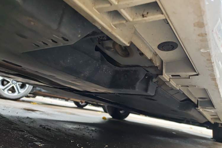 Used Lexus ES 2024 200 Premium Edition Chassis Rear Right