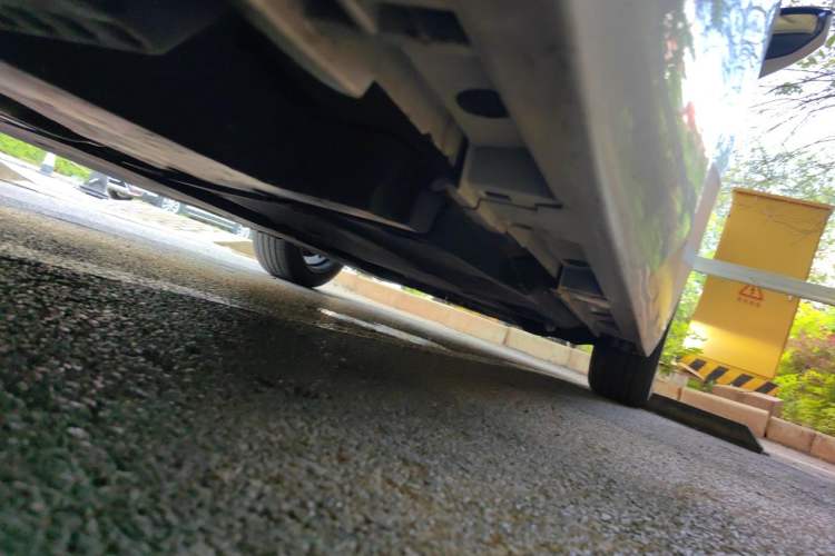 Used Lexus ES 2024 200 Premium Edition Chassis Rear Right