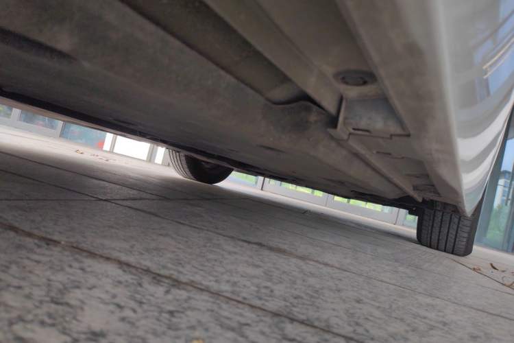 Used Lexus ES 2024 200 Premium Edition Chassis Rear Right