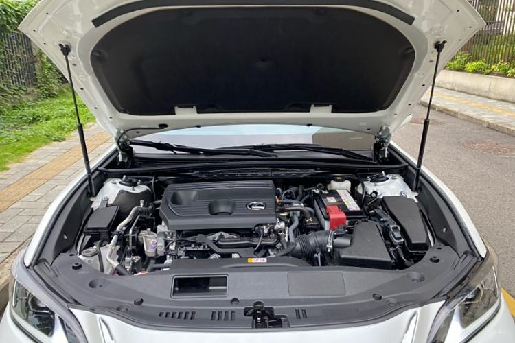 Used Lexus ES 2024 200 Premium Edition Engine Bay