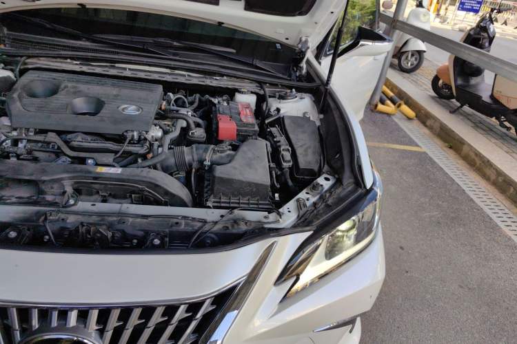 Used Lexus ES 2024 200 Premium Edition Engine Bay Left