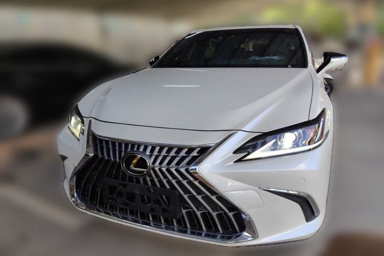 Used Lexus ES 2024 200 Premium Edition Front