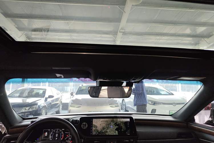 Used Lexus ES 2024 200 Premium Edition Headliner