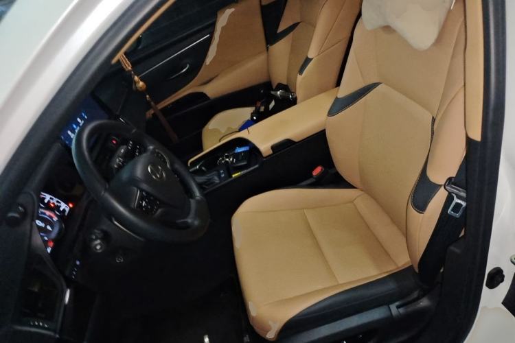 Used Lexus ES 2024 200 Premium Edition Left Front Seat