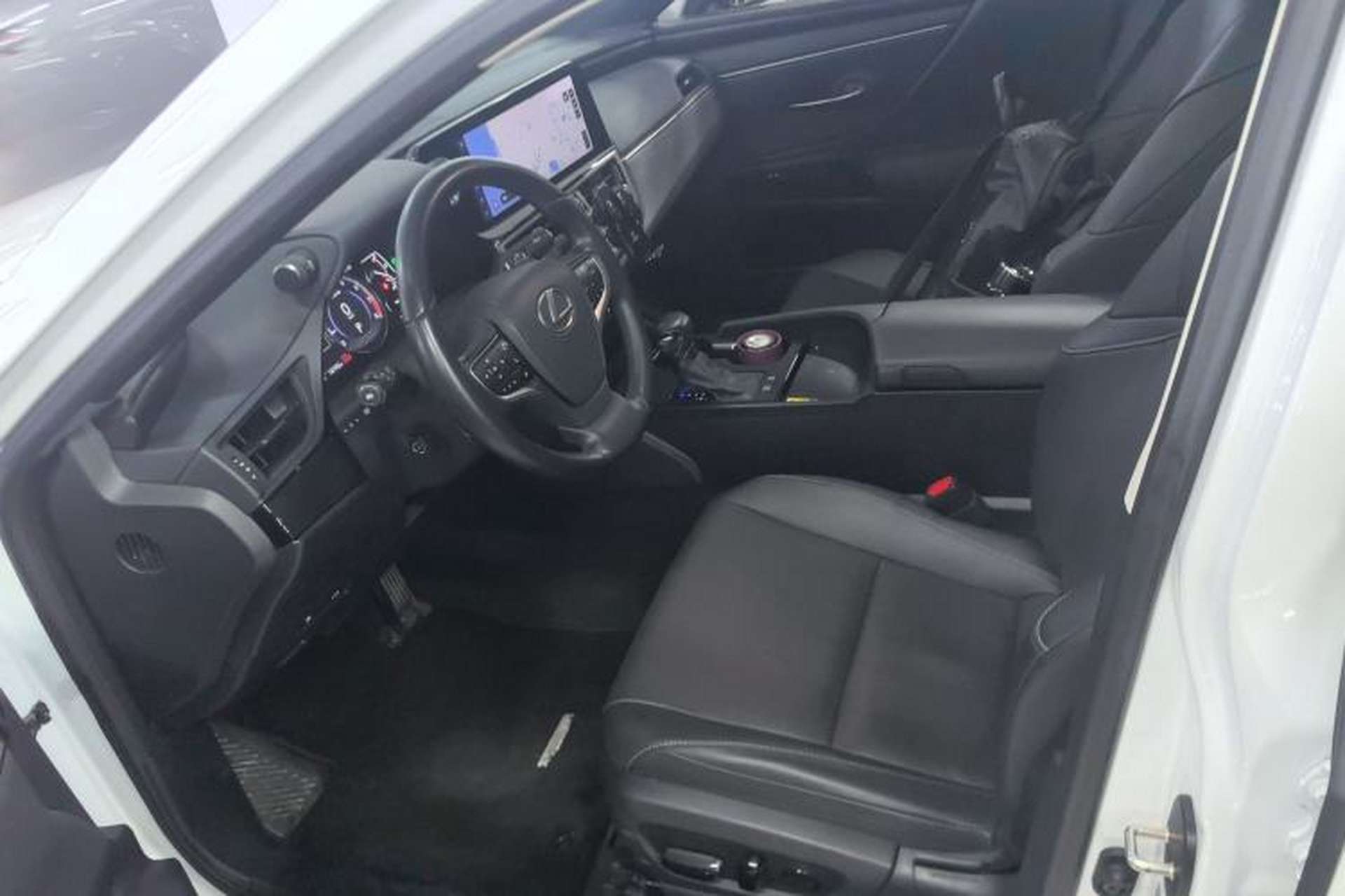 Used Lexus ES 2024 200 Premium Edition Left Front Seat