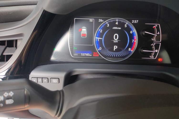 Used Lexus ES 2024 200 Premium Edition Odometer Close Up