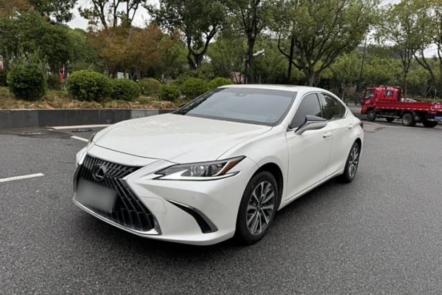 Used Lexus ES 2024 200 Premium Edition