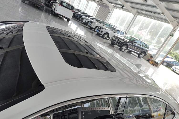 Used Lexus ES 2024 200 Premium Edition Roof