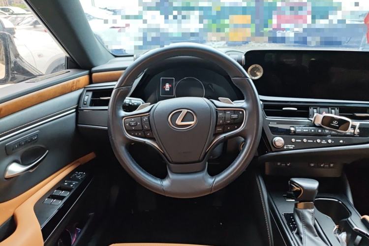 Used Lexus ES 2024 200 Premium Edition Steering Wheel