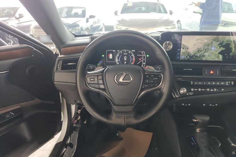 Used Lexus ES 2024 200 Premium Edition Steering Wheel