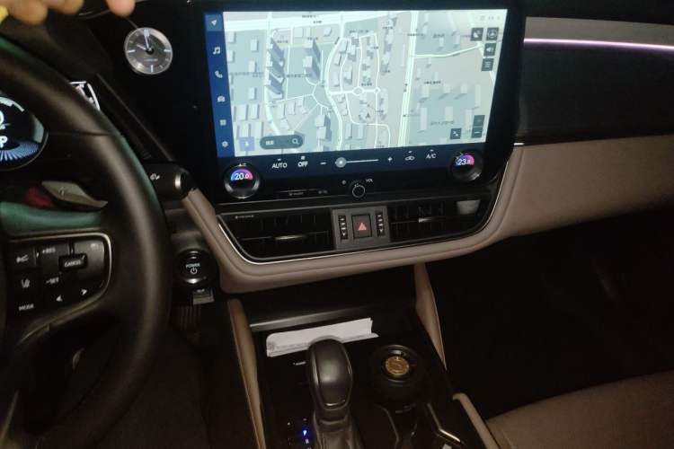 Used Lexus ES 2025 300h Deluxe Edition Audio And AC Panel