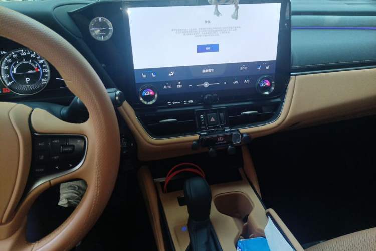 Used Lexus ES 2025 200 Premium Edition Audio And AC Panel