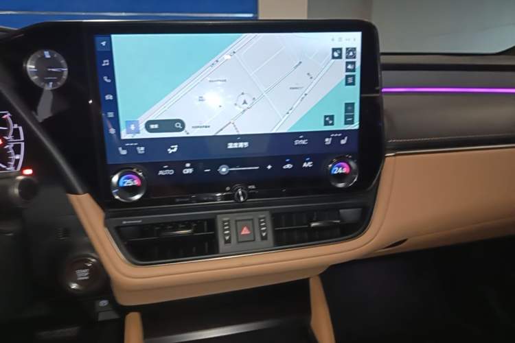Used Lexus ES 2025 200 Premium Edition Audio And AC Panel