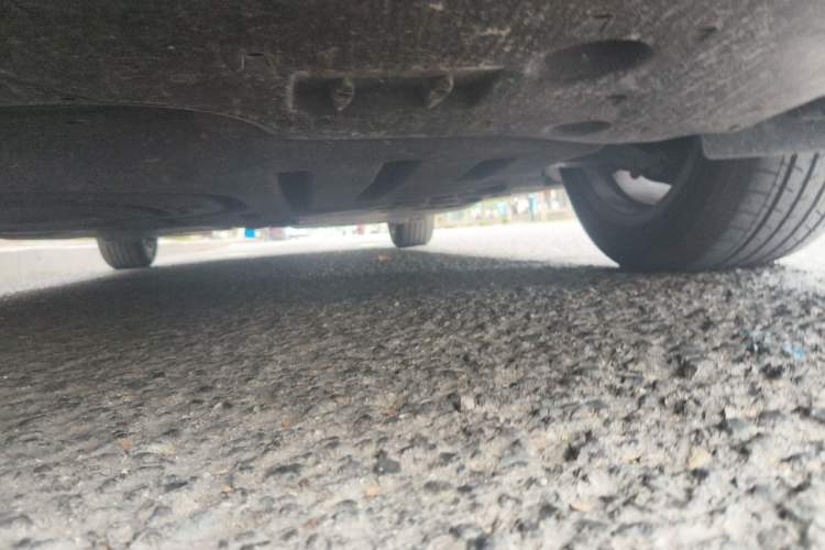 Used Lexus ES 2025 200 Premium Edition Chassis Front Left