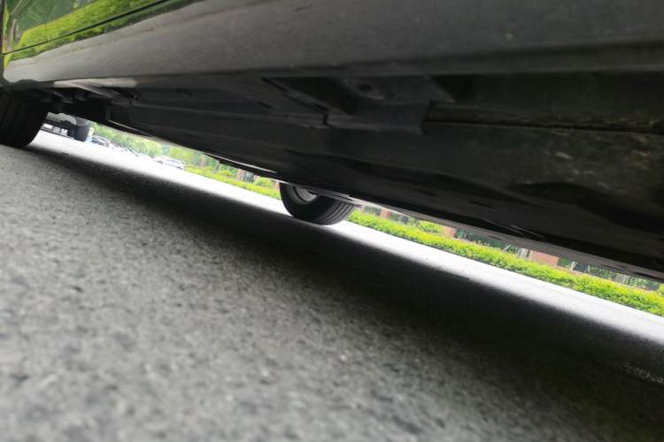 Used Lexus ES 2025 200 Premium Edition Chassis Front Right