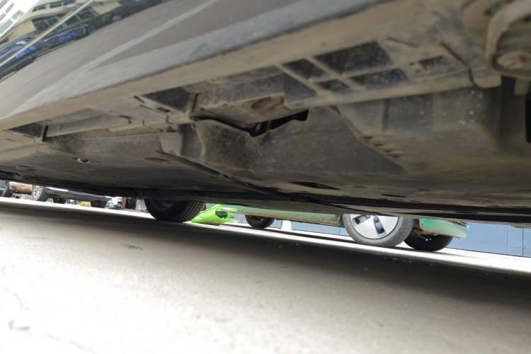 Used Lexus ES 2025 200 Premium Edition Chassis Rear Left