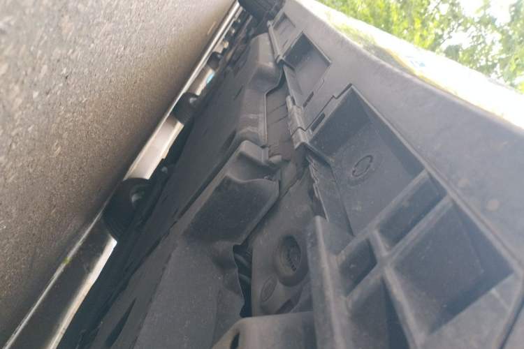Used Lexus ES 2025 200 Premium Edition Chassis Rear Left